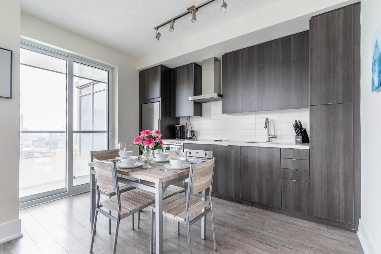 Villa Stunning Views Of Downtown - Luxury High Rise With King Bed! Toronto Exterior foto